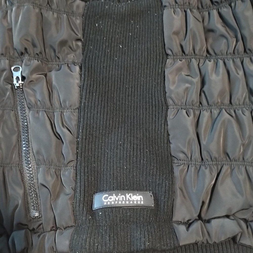 Calvin Klein Performance Vest - Picture 4 of 6